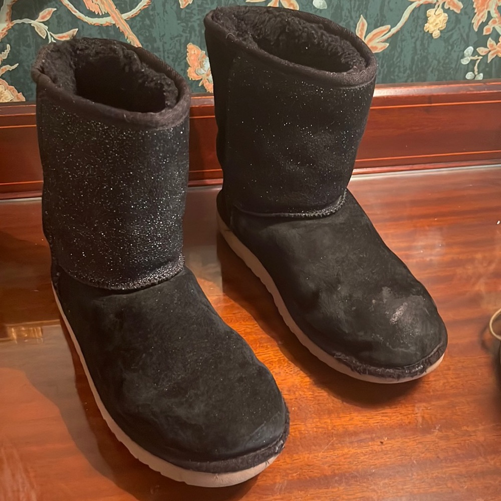 Ugg Classic Short Glitter Boot